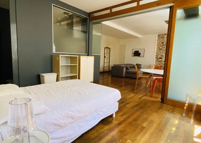 Pierres Et Charme 아파트